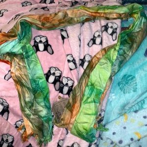 Casual movements nwt sarong tie dye made in Indonesia
